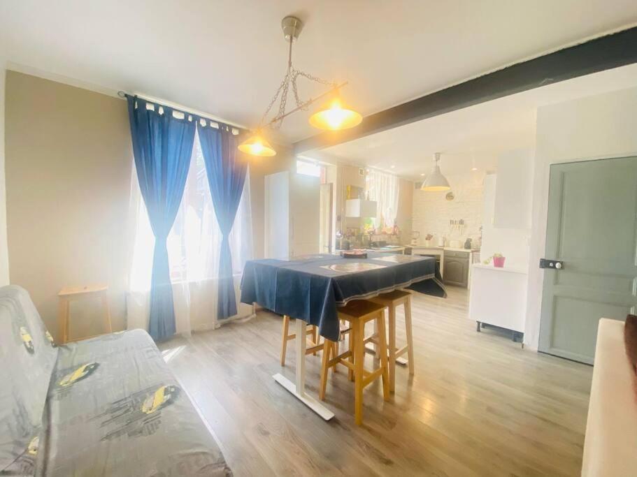 Apartmán Cocon Familial Laon Exteriér fotografie